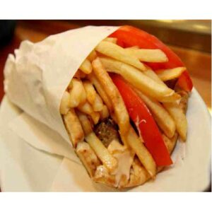 Πίτα με φρέσκο μπιφτέκι κοτόπουλο